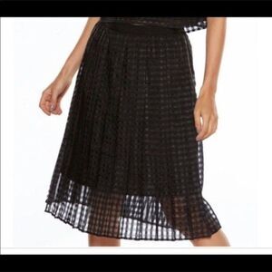 Elle Black Pleated Layered Sheer Checkered Overlay Midi Skirt Size 8 Medium
